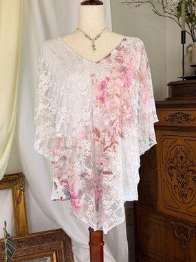 Lace Poncho Kimono Bat Sleeve Cover Up Fairy Festival Summer M with Floral Print
